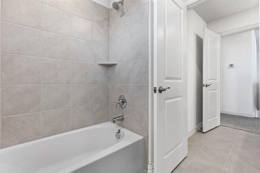 Furnished interior view inside a new home in Stratton Place, Greenville (Image 8). Furnished interior view inside a new home in Stratton Place, Greenville (Image 8).