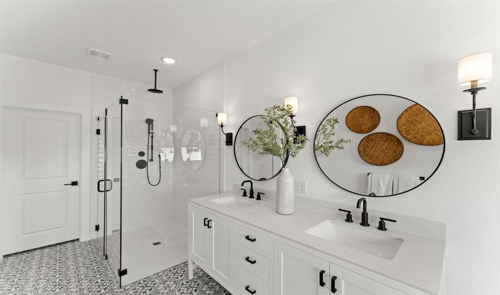 Spa-like primary bath (*Photo not of actual home and used for illustration purposes only.)
