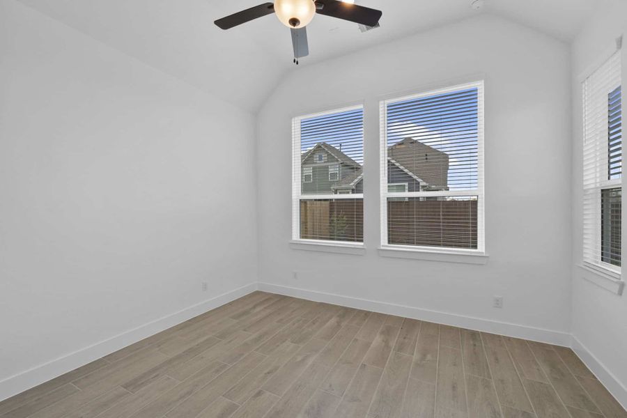 Spacious, unfurnished interior of a new home in Meridiana, Manvel (Image 15).