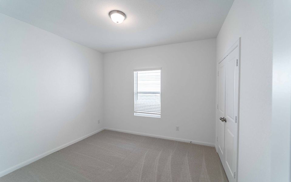 Spacious, unfurnished interior of a new home in Paramount, Kyle (Image 15).