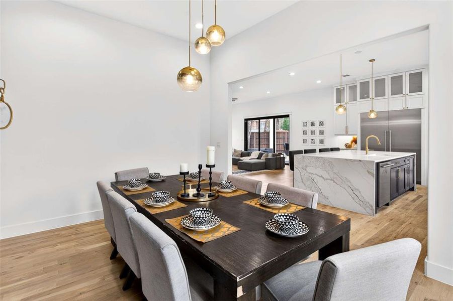 Furnished interior view inside a new home in , Dallas (Image 30).