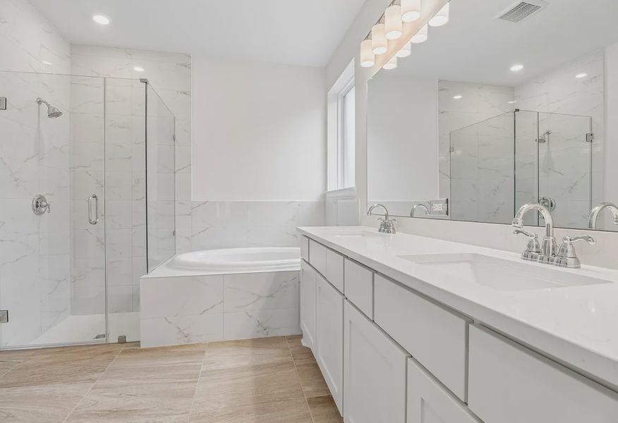 Homesite 1604 Primary Bath - 10 of 19