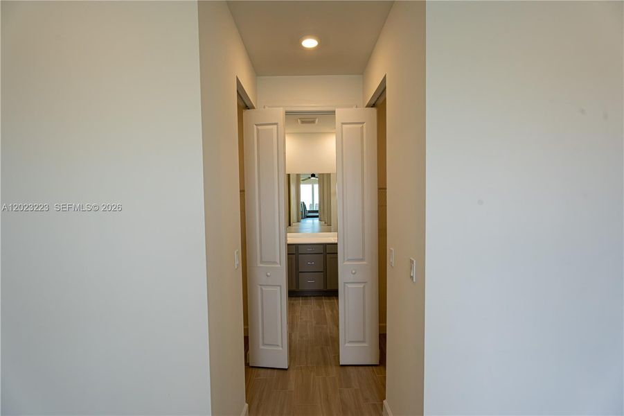 Furnished interior view inside a new home in Seagrove, Fort Pierce (Image 6). Furnished interior view inside a new home in Seagrove, Fort Pierce (Image 6).