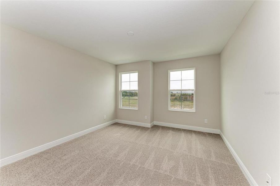Spacious, unfurnished interior of a new home in Mirada, San Antonio (Image 17).