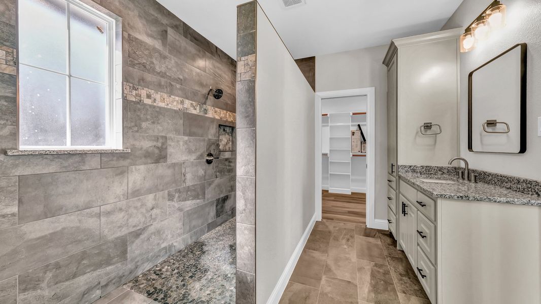 Image 73 representing the Clementine by Zeal Home Builders in Saddle Crest Estates, Weatherford, TX.