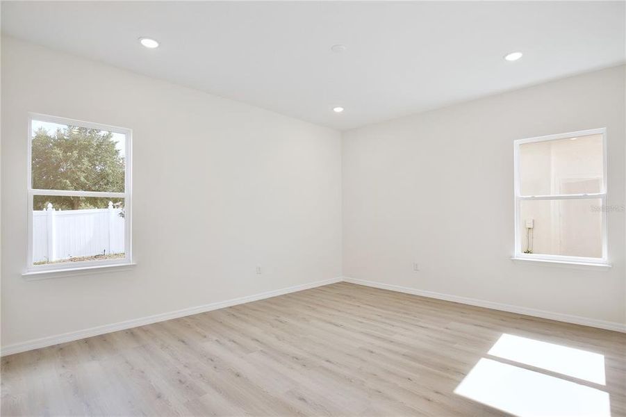 Spacious, unfurnished interior of a new home in , Groveland (Image 30).