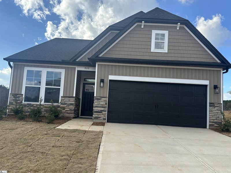 Front exterior of a new home in Shiloh Trail, Wellford, SC, highlighting curb appeal (Image 1). Front exterior of a new home in Shiloh Trail, Wellford, SC, highlighting curb appeal (Image 1).