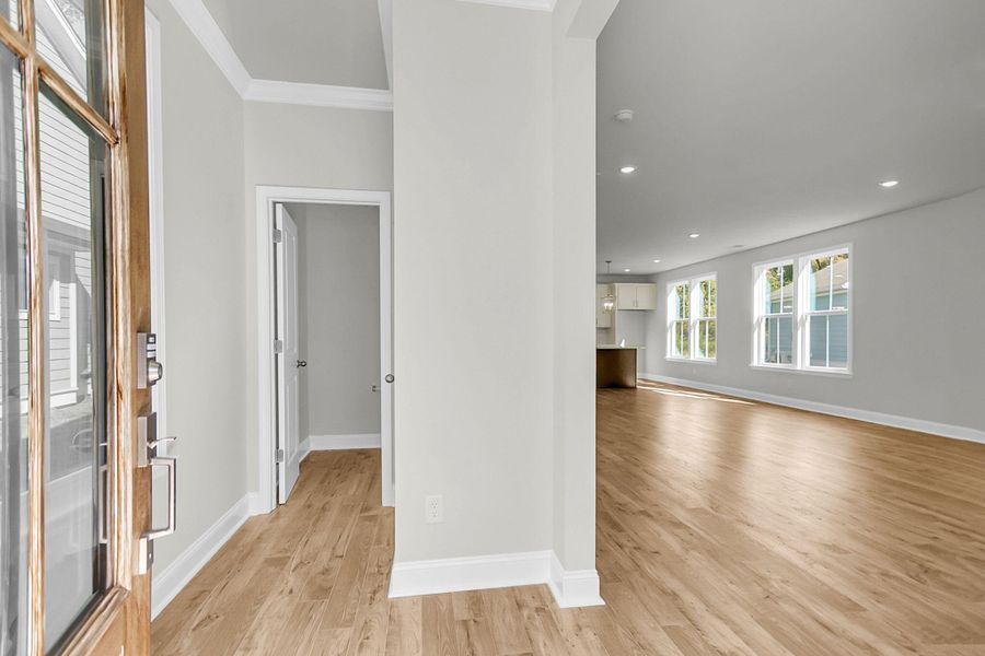 Spacious, unfurnished interior of a new home in Sweetgrass Station, Summerville (Image 42).