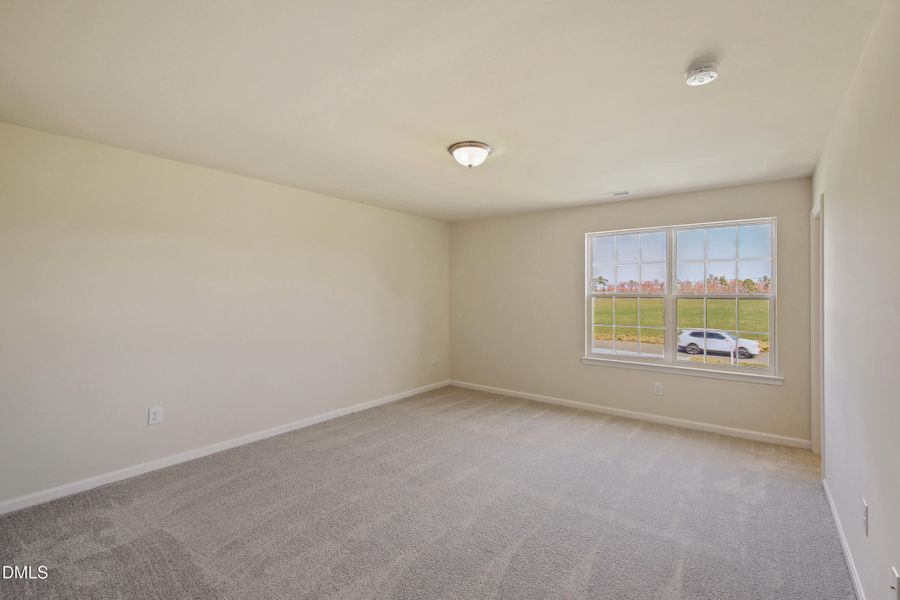 Summit -primary bedroom