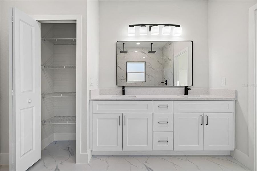 Furnished interior view inside a new home in , Dunnellon (Image 6).