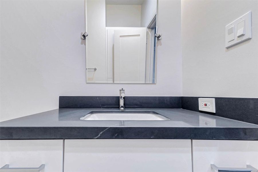 Furnished interior view inside a new home in , Houston (Image 33). Furnished interior view inside a new home in , Houston (Image 33).