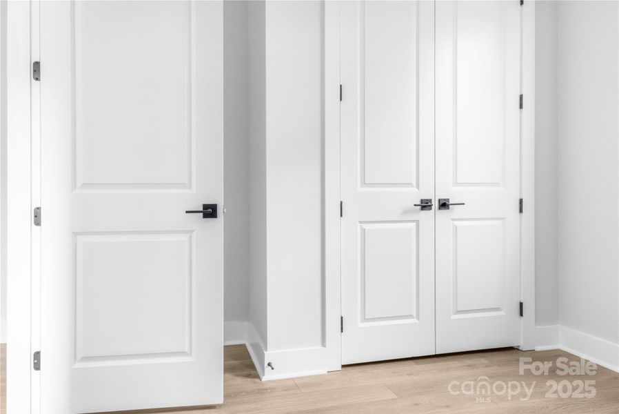 Spacious, unfurnished interior of a new home in , Weaverville (Image 34).