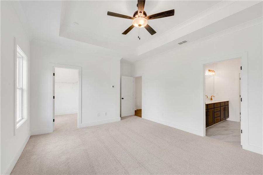Spacious, unfurnished interior of a new home in , Suwanee (Image 20).