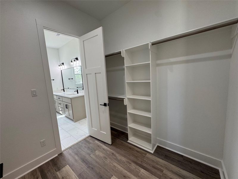 Image 39 of a home in .