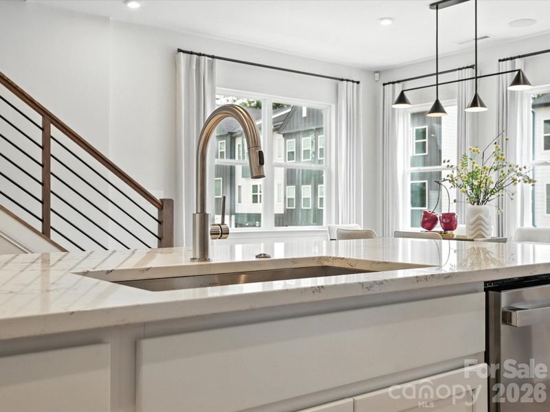 Large single bowl stainless steel sink Large single bowl stainless steel sink