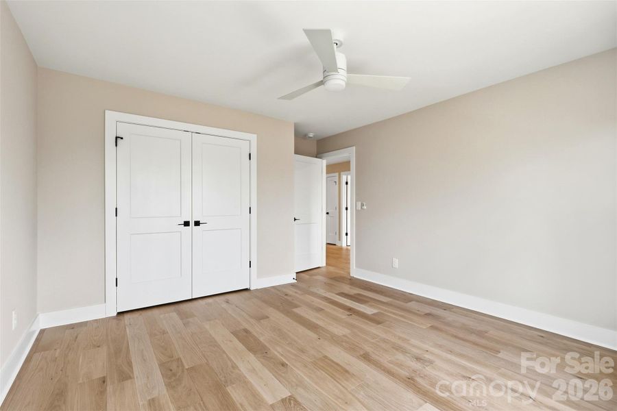 Spacious, unfurnished interior of a new home in , Lincolnton (Image 22).