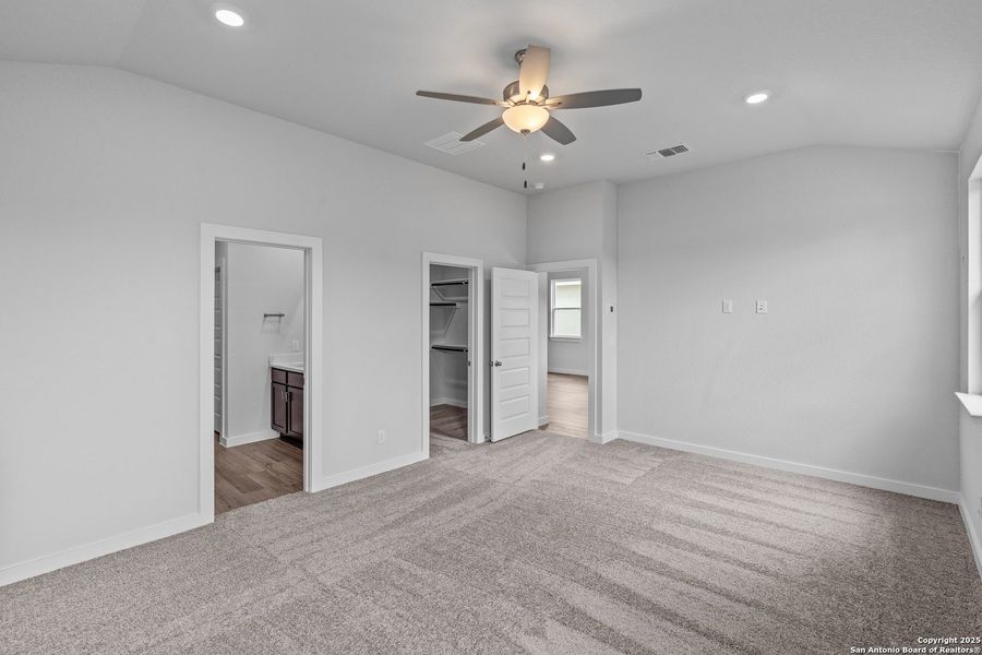 Spacious, unfurnished interior of a new home in August Fields, New Braunfels (Image 22). Spacious, unfurnished interior of a new home in August Fields, New Braunfels (Image 22).