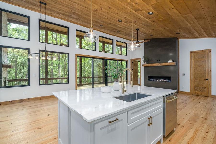 Image 47 of a home in .