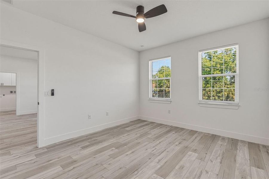 Spacious, unfurnished interior of a new home in , North Port (Image 29).