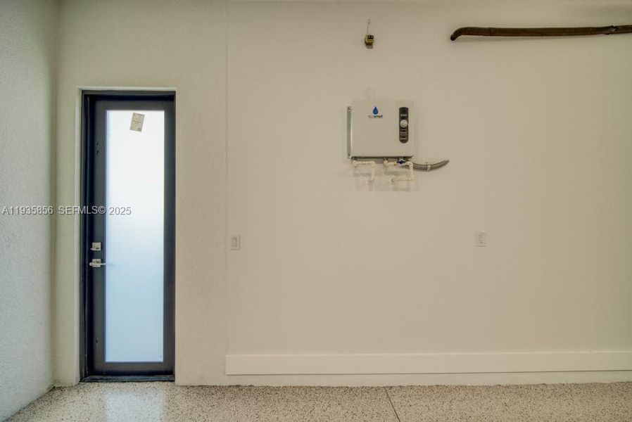 Image 89 of a home in .