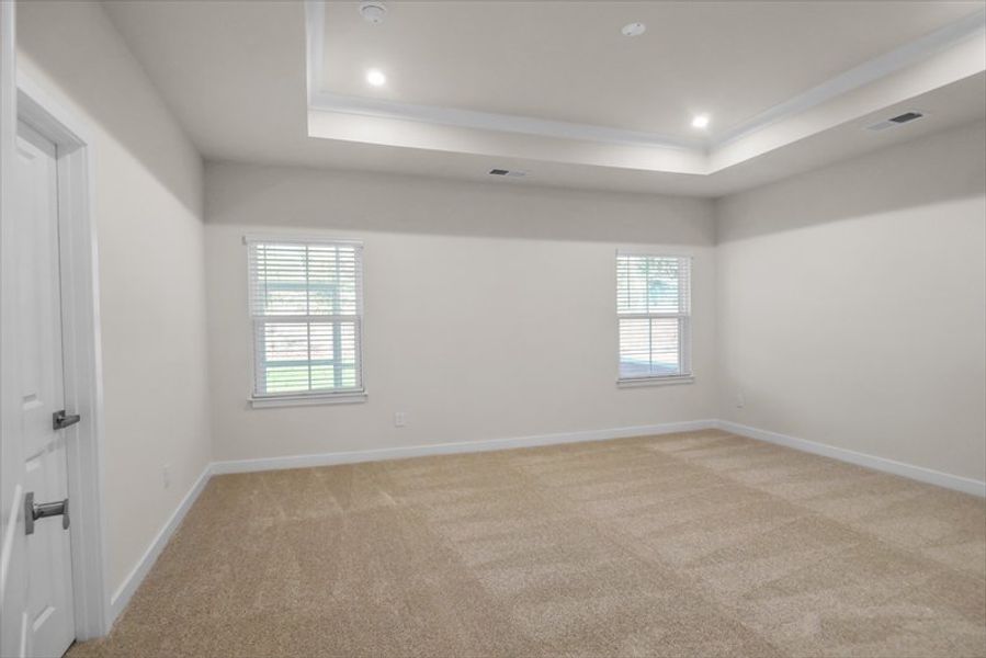 Spacious, unfurnished interior of a new home in Canterbrook Farms Ranches, Fountain Inn (Image 16).