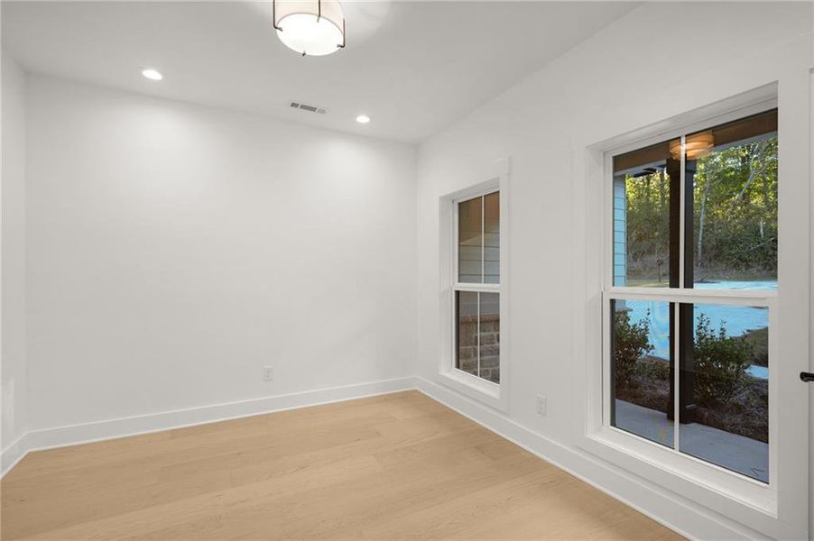 Spacious, unfurnished interior of a new home in , Calhoun (Image 17).