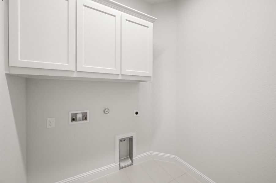 Spacious, unfurnished interior of a new home in Bridgewater, Midlothian (Image 20).