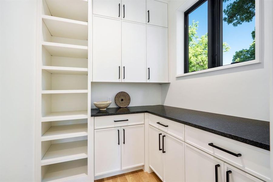 Furnished interior view inside a new home in , Dallas (Image 14). Furnished interior view inside a new home in , Dallas (Image 14).