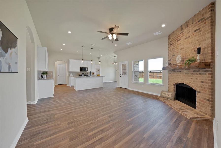 Image 27 of a home in .