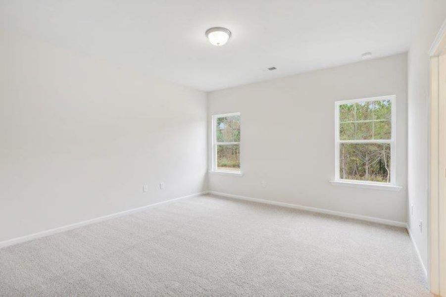 Spacious, unfurnished interior of a new home in Kingston Park, Kingston (Image 12).