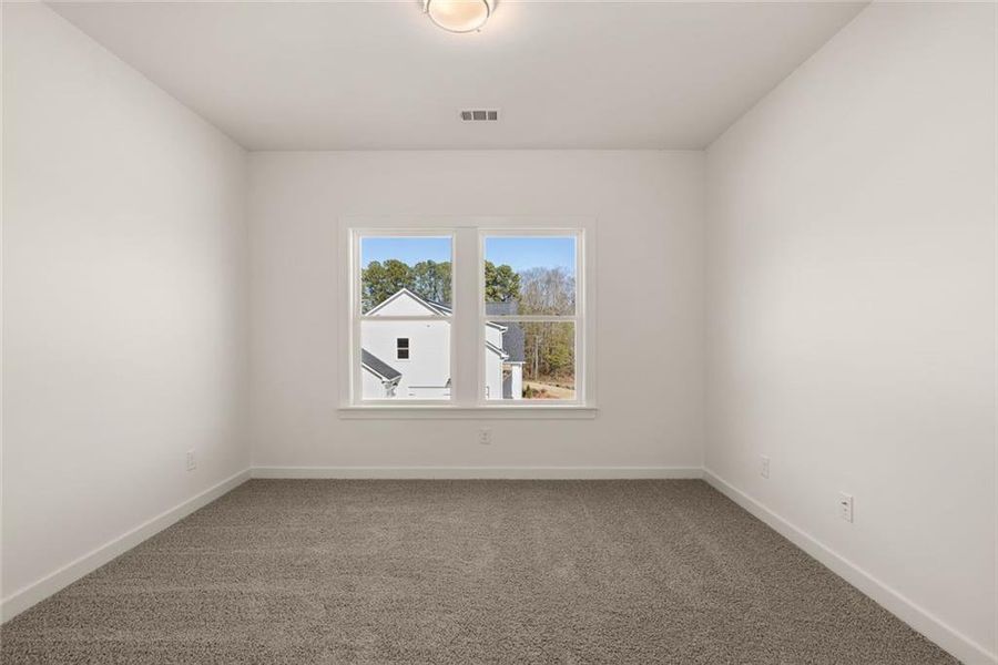 Spacious, unfurnished interior of a new home in , Gainesville (Image 42).