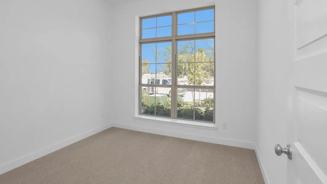 Spacious, unfurnished interior of a new home in Grand Central Park 45', Conroe (Image 9). Spacious, unfurnished interior of a new home in Grand Central Park 45', Conroe (Image 9).