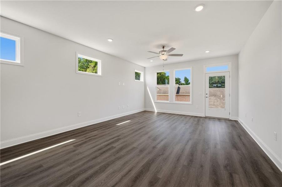 Spacious, unfurnished interior of a new home in Harmony Walk, Cartersville (Image 27).