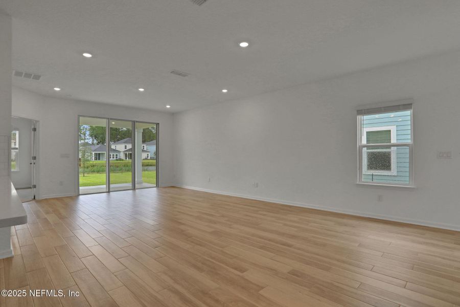 Spacious, unfurnished interior of a new home in TrailMark, St. Augustine (Image 37).