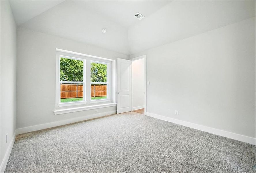 Spacious, unfurnished interior of a new home in Heritage Ranch: 50ft. lots, Sherman (Image 19). Spacious, unfurnished interior of a new home in Heritage Ranch: 50ft. lots, Sherman (Image 19).