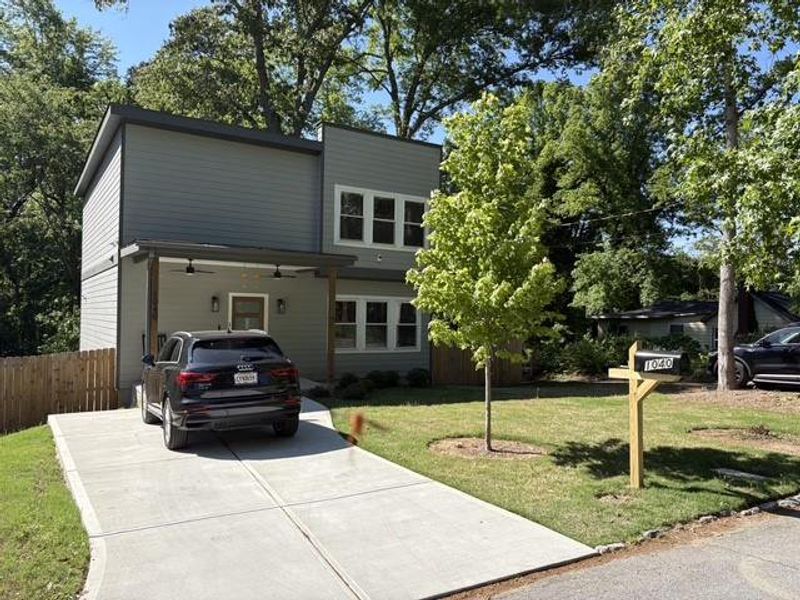 Exterior details and patio area of a home in , Atlanta (Image 21).