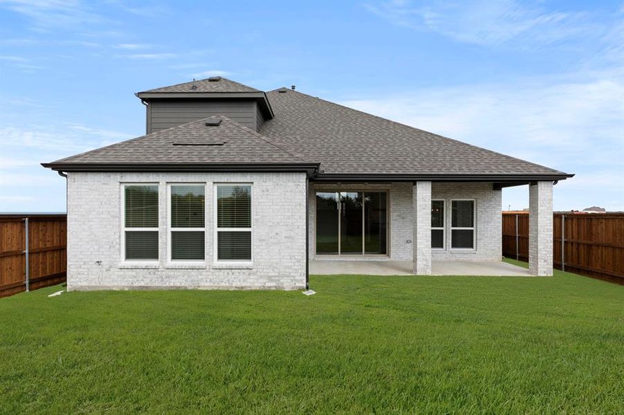 25_26. 2391 Bell - Back 25_26. 2391 Bell - Back