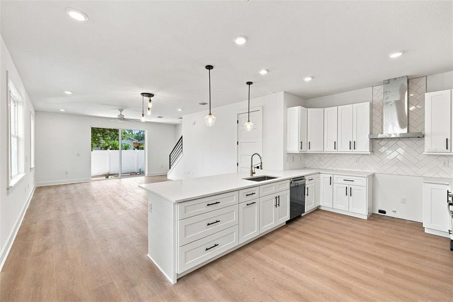 Furnished interior view inside a new home in , Tampa (Image 7).