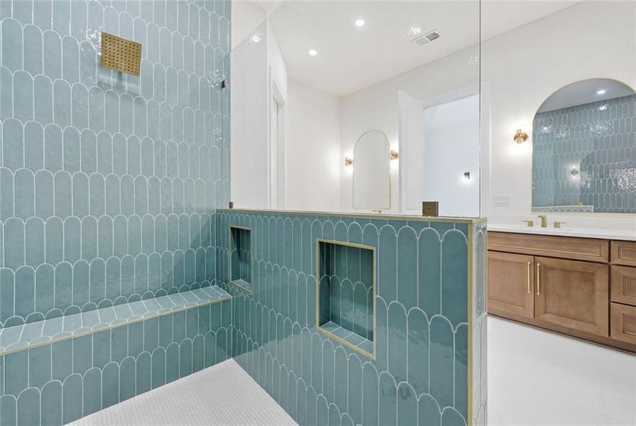 Furnished interior view inside a new home in , Clermont (Image 18). Furnished interior view inside a new home in , Clermont (Image 18).