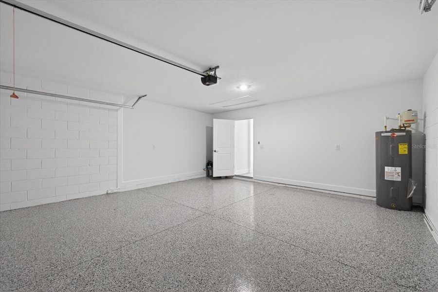 Spacious, unfurnished interior of a new home in , Spring Hill (Image 36). Spacious, unfurnished interior of a new home in , Spring Hill (Image 36).