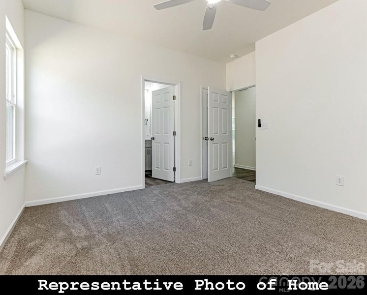 Spacious, unfurnished interior of a new home in , Charlotte (Image 16).