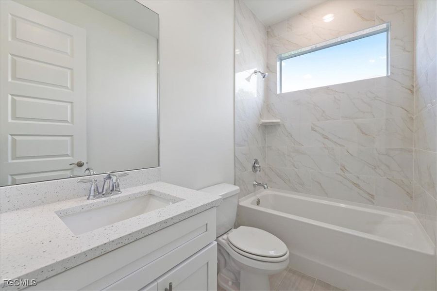 Furnished interior view inside a new home in Cape Coral, Cape Coral (Image 11).