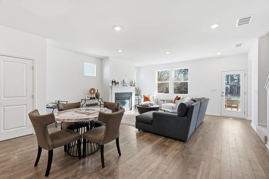 Furnished interior view inside a new home in Windance Lake, Loganville (Image 19). Furnished interior view inside a new home in Windance Lake, Loganville (Image 19).