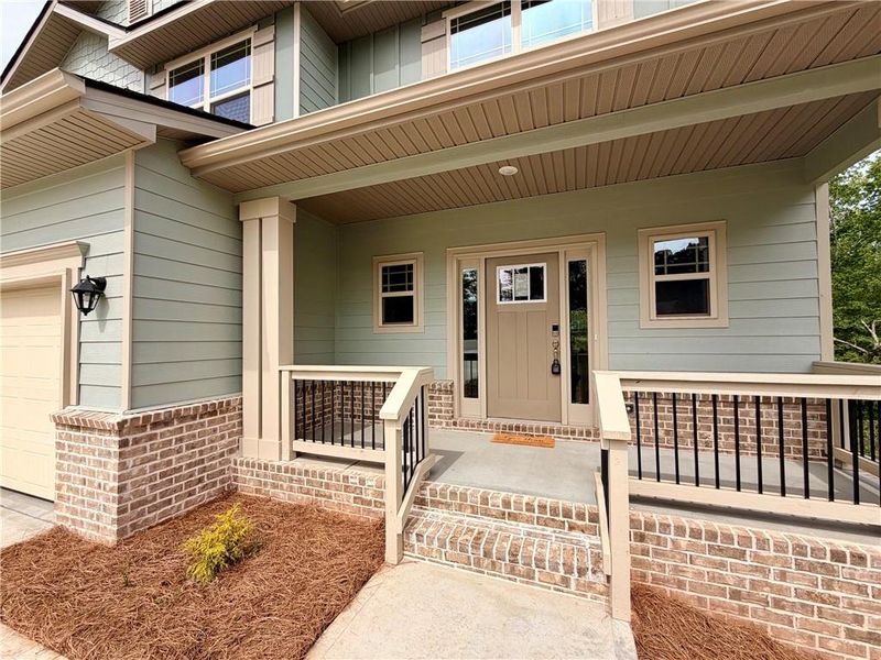 Exterior details and patio area of a home in Magnolia Villas, Cornelia (Image 24).