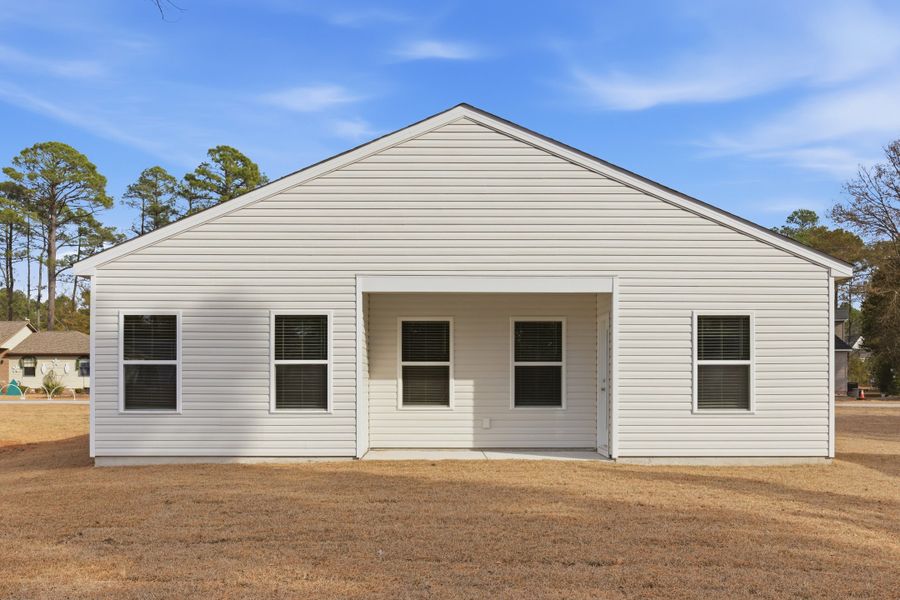 1,504sf New Home in New Bern, NC.  - Slide 4