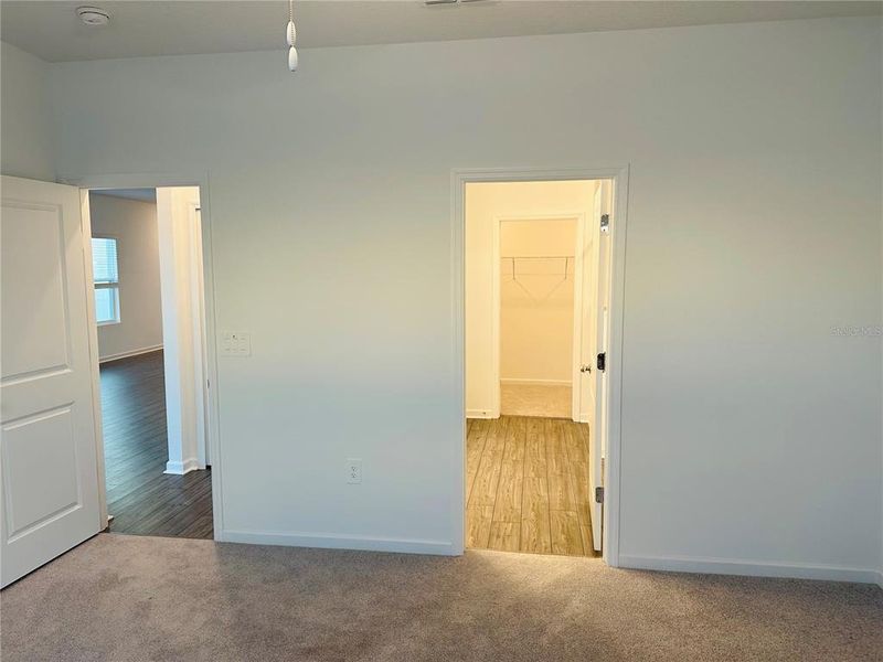 Spacious, unfurnished interior of a new home in Heath Preserve: Heath Preserve - The Enclave, Ocala (Image 21).