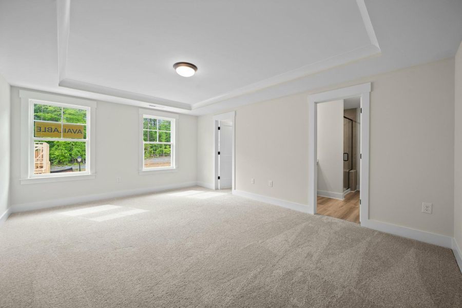 Spacious, unfurnished interior of a new home in Harbor Crossing, Greensboro (Image 24).