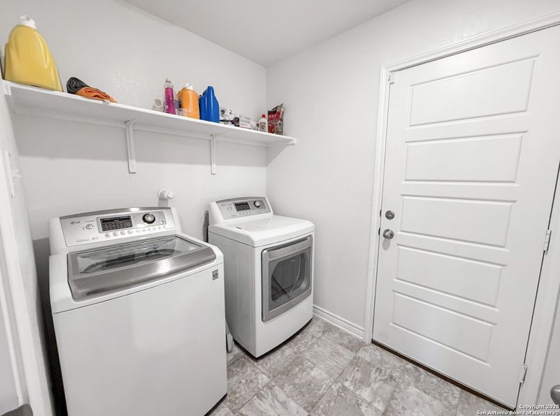 Furnished interior view inside a new home in Marbella, San Antonio (Image 26). Furnished interior view inside a new home in Marbella, San Antonio (Image 26).