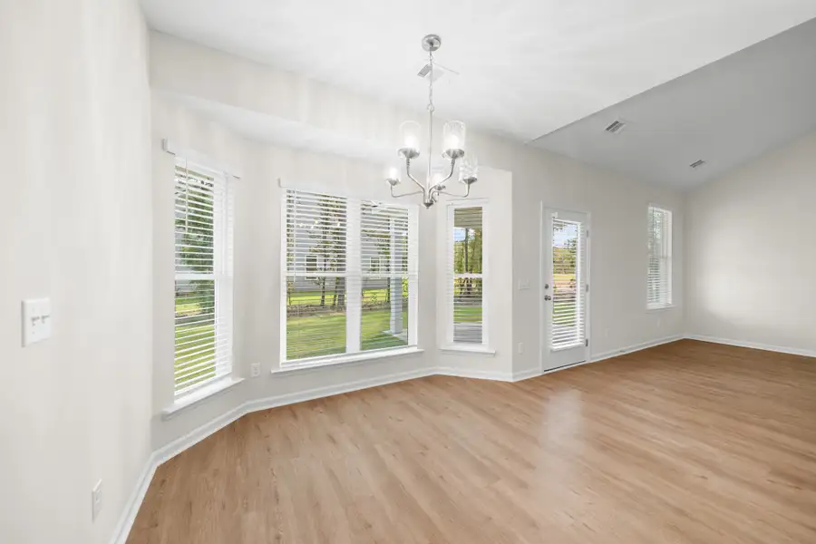 Spacious, unfurnished interior of a new home in Ramsey Landing, Rincon (Image 17).