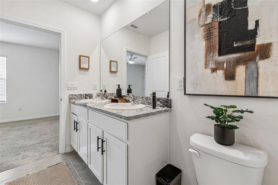 Furnished interior view inside a new home in , Land O' Lakes (Image 9).